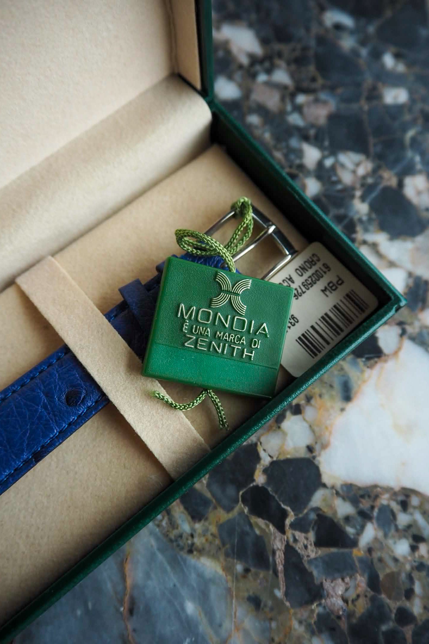 Mondia Octogonale